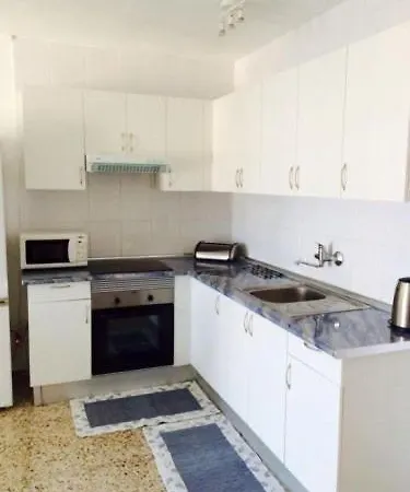 Hola 14-3 Apartment *