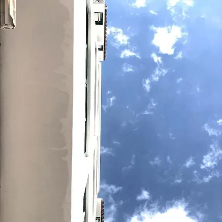 Hola 14-3 * Playa de San Juan (Tenerife)